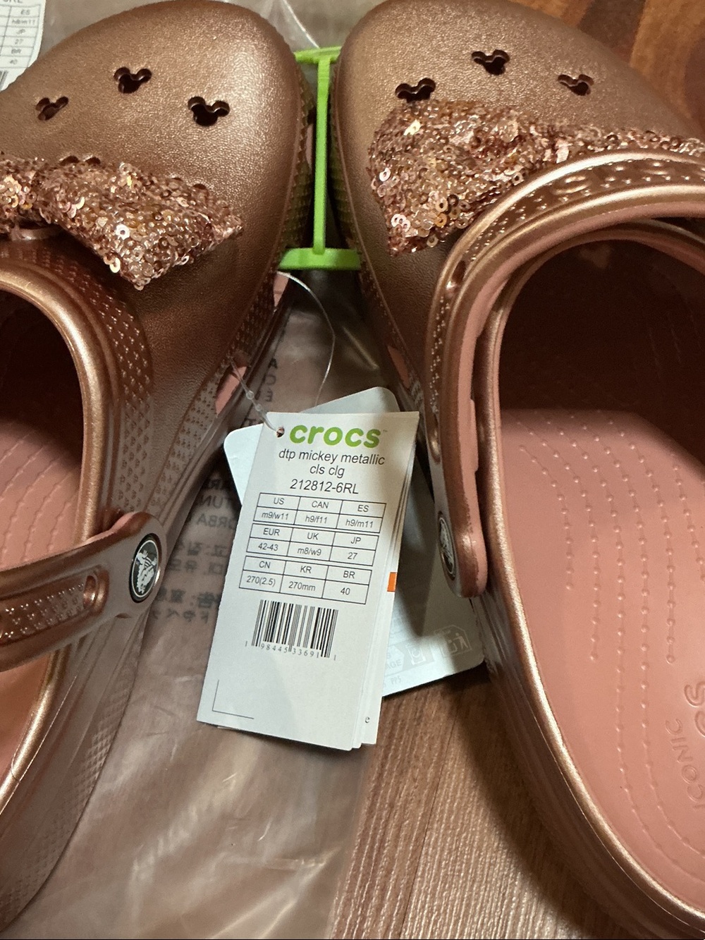 CROCS Disney women men’s 9/11 Metallic Rose Gold Bow Clogs nwt Mickey Mouse - Picture 10 of 10